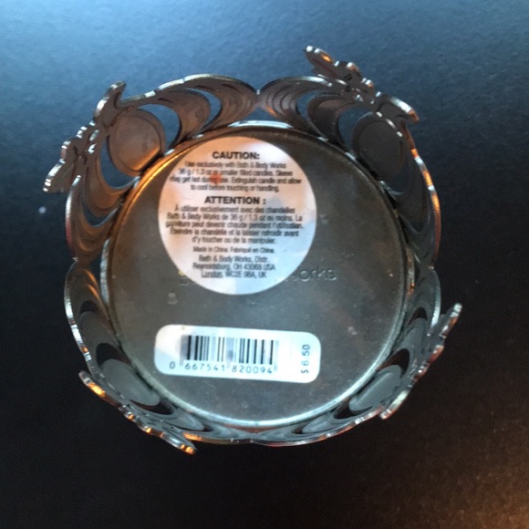 Bath and Body Works pumpkin tea light holder - Picture 2 of 4